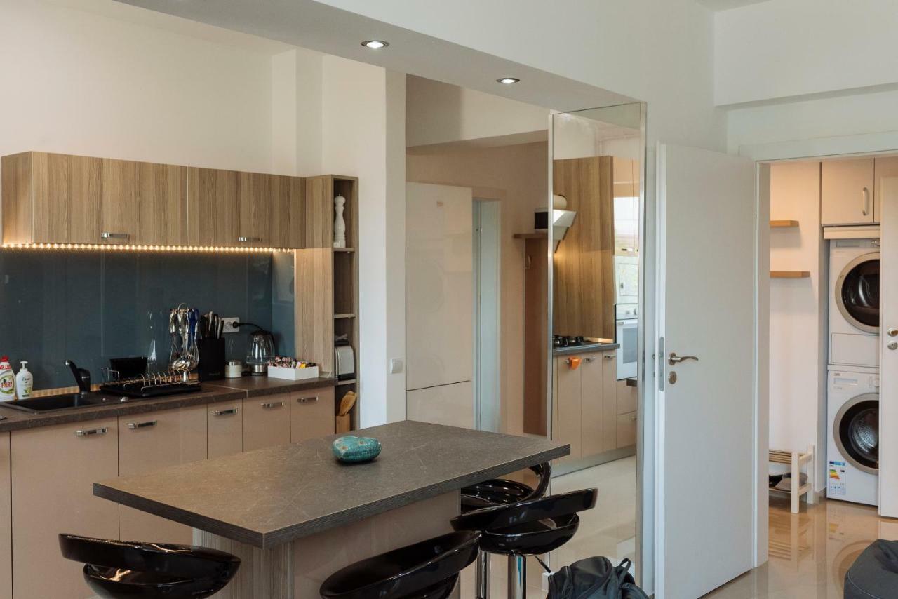 Luxury Flat 9 Near Metro Lejlighed Bukarest Eksteriør billede