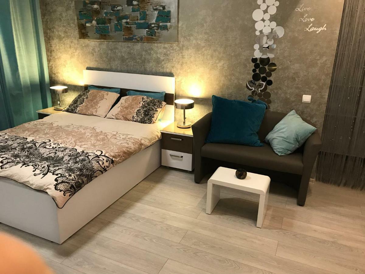 Luxury Flat 9 Near Metro Lejlighed Bukarest Eksteriør billede
