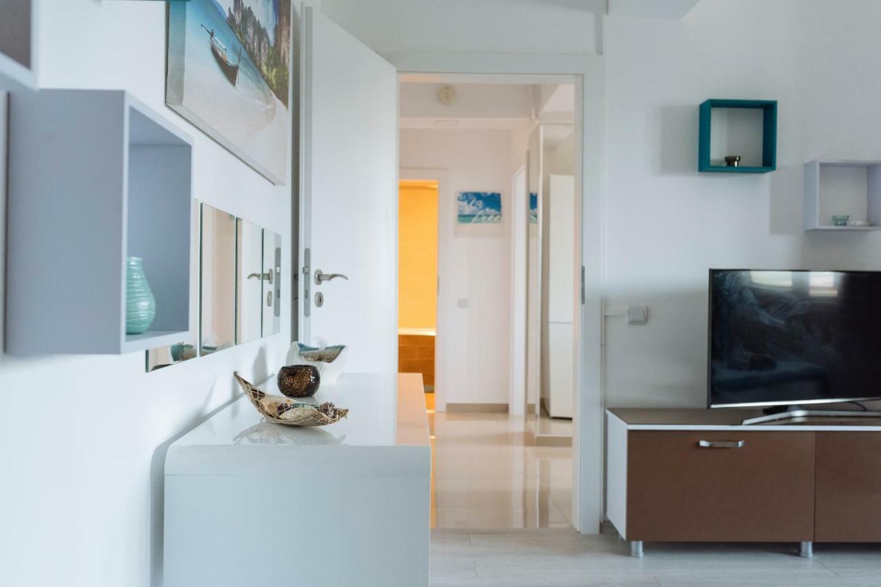 Luxury Flat 9 Near Metro Lejlighed Bukarest Eksteriør billede